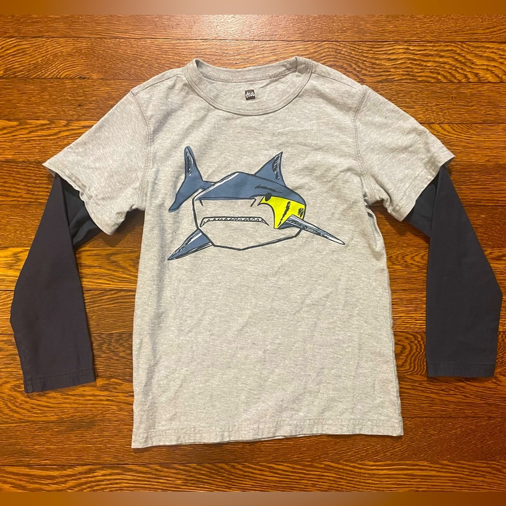 Tea Collection Gray Long Sleeve Shark Tee Shirt Size 10